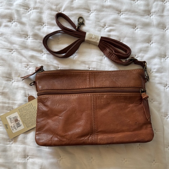 G.H. Bass & Co. Tan Leather Crossbody Bag - Picture 5 of 10